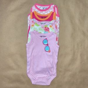 Luvable Friends Onesies (bundle of 4)